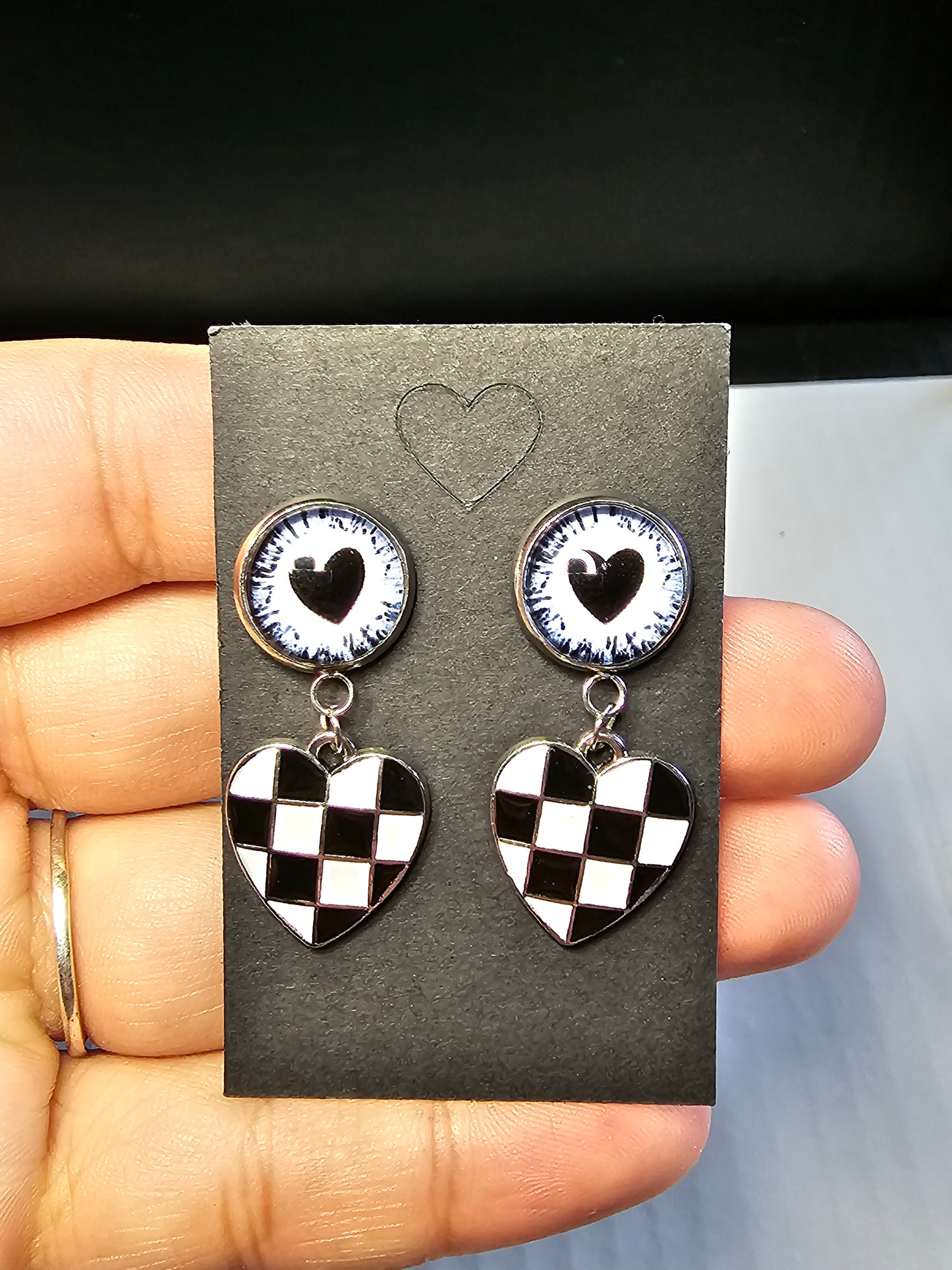 White Heart Eye Stud Earrings