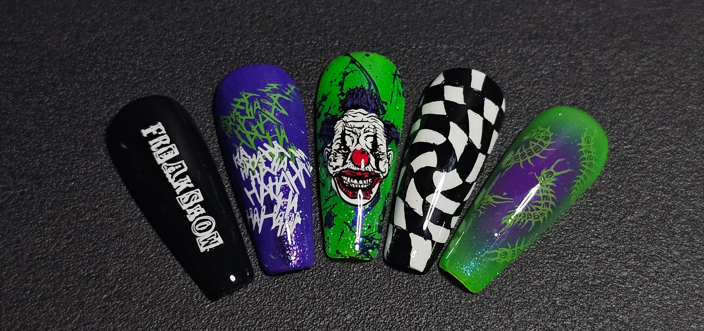 Freakshow: Press on Nails