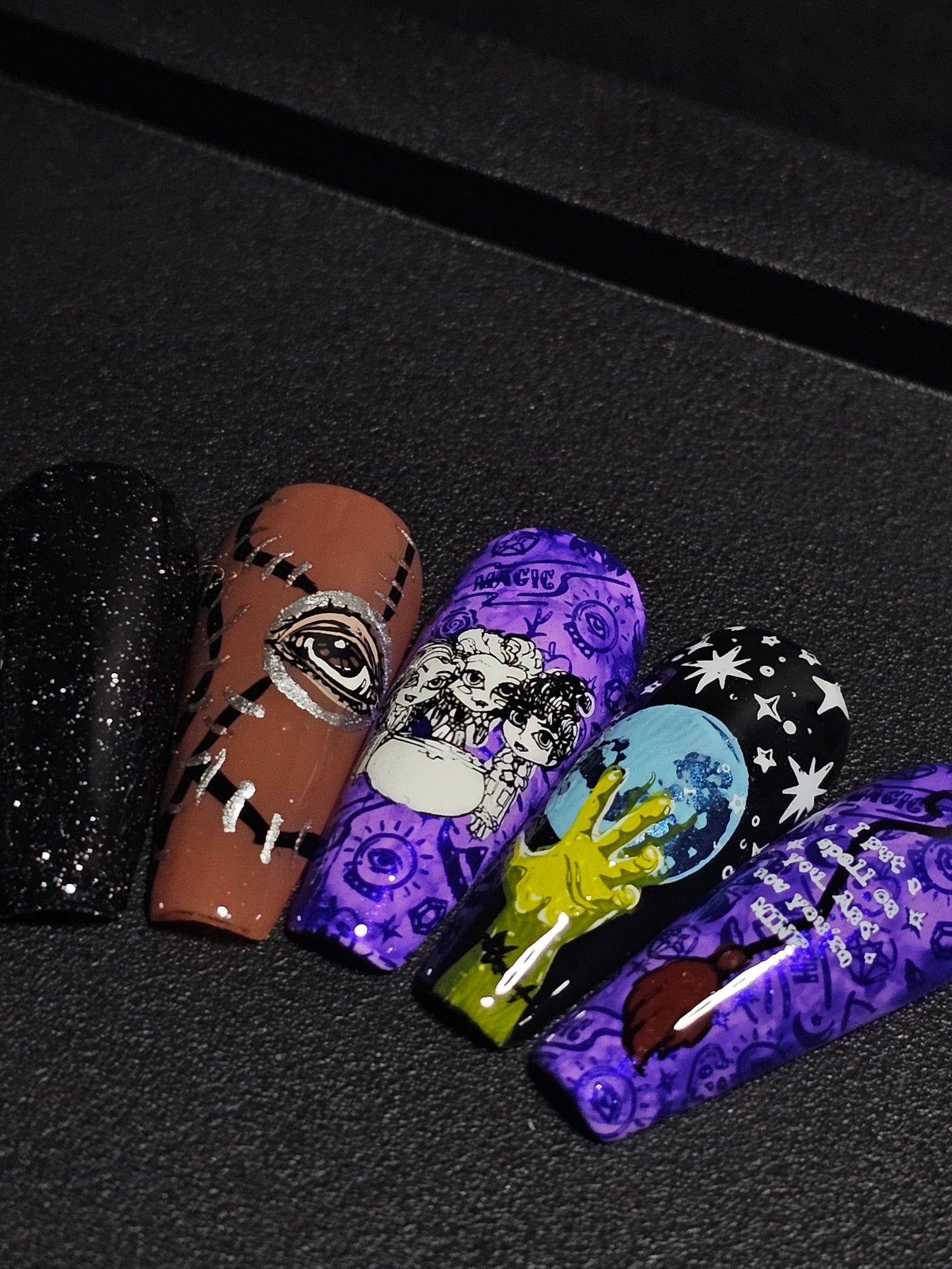 Book!: Press on Nails