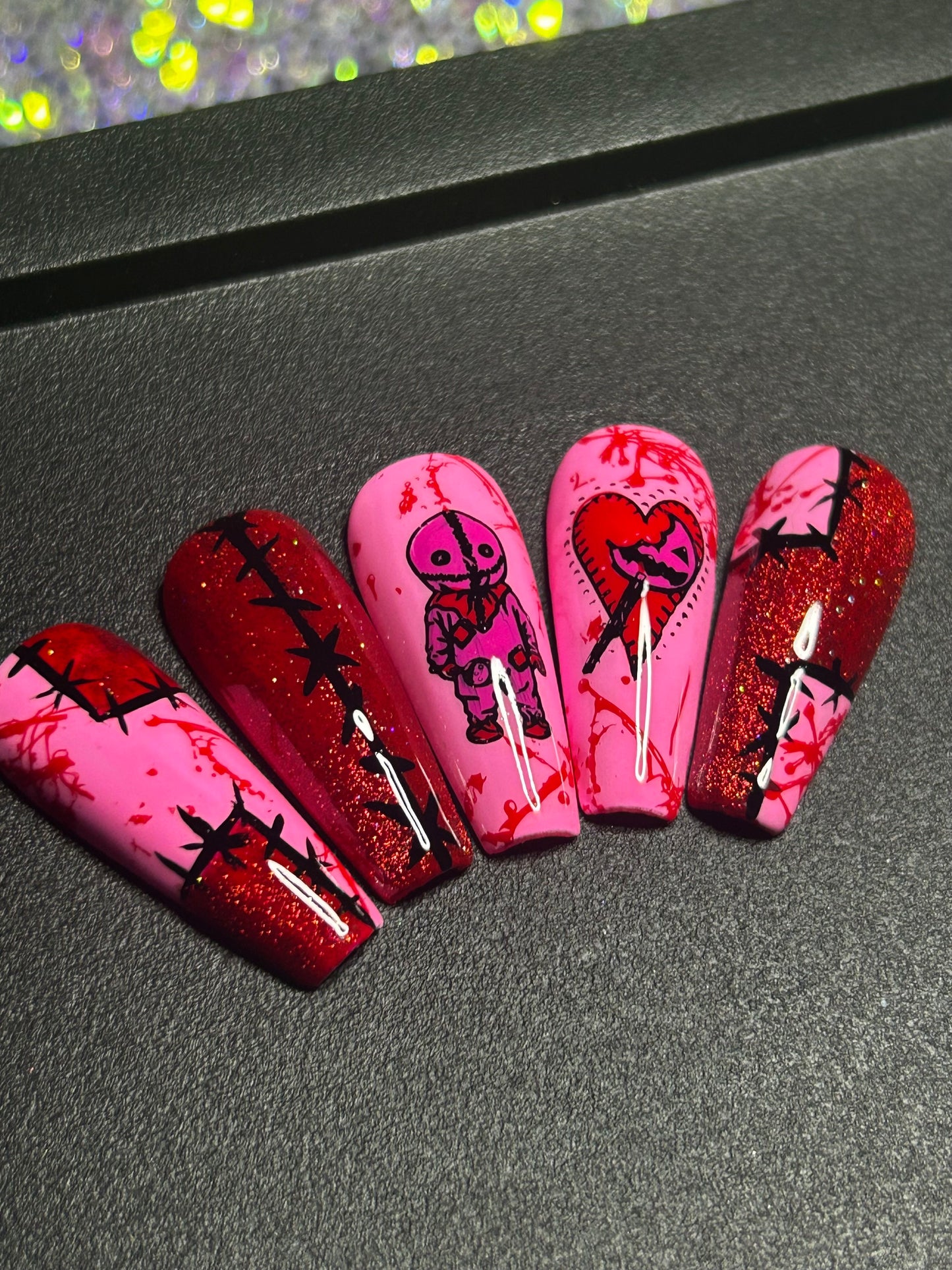 Sucker 4 you: Press on nails