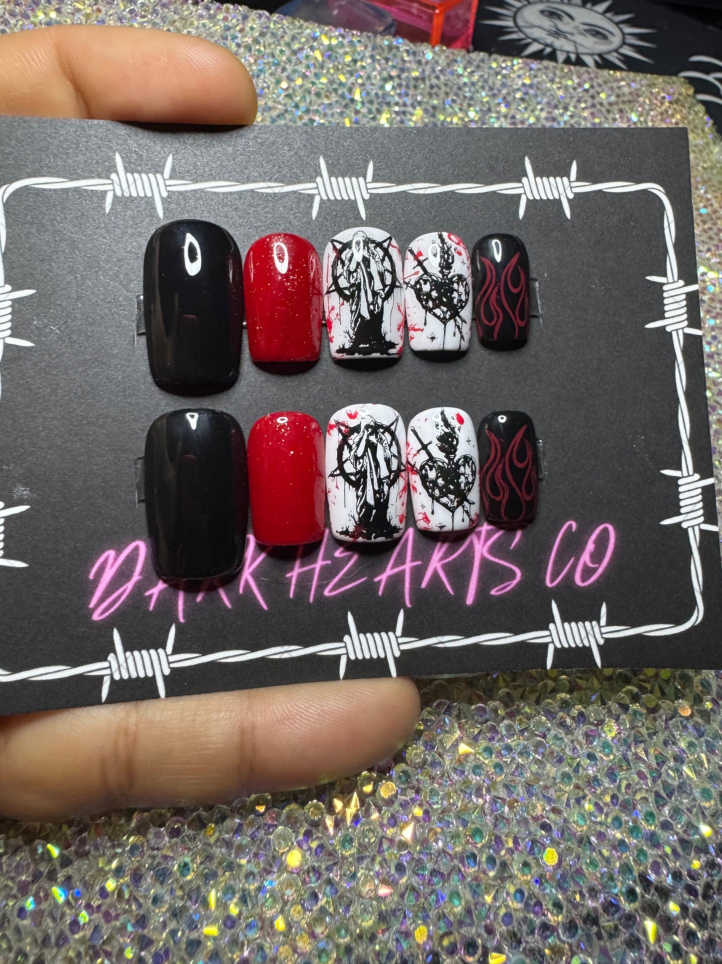 Paint the town red: Press on Nails