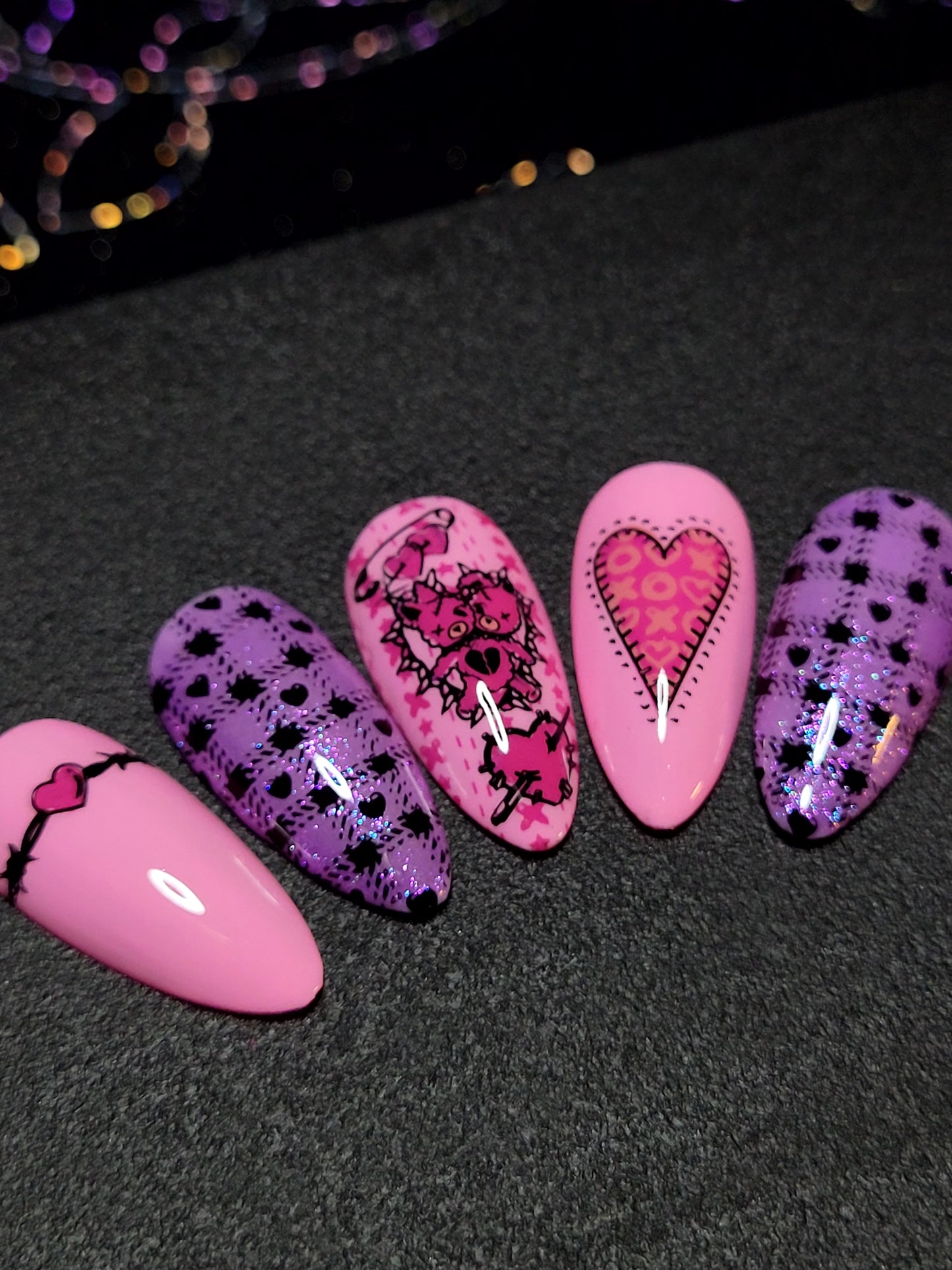 Be Mine: Press on Nails