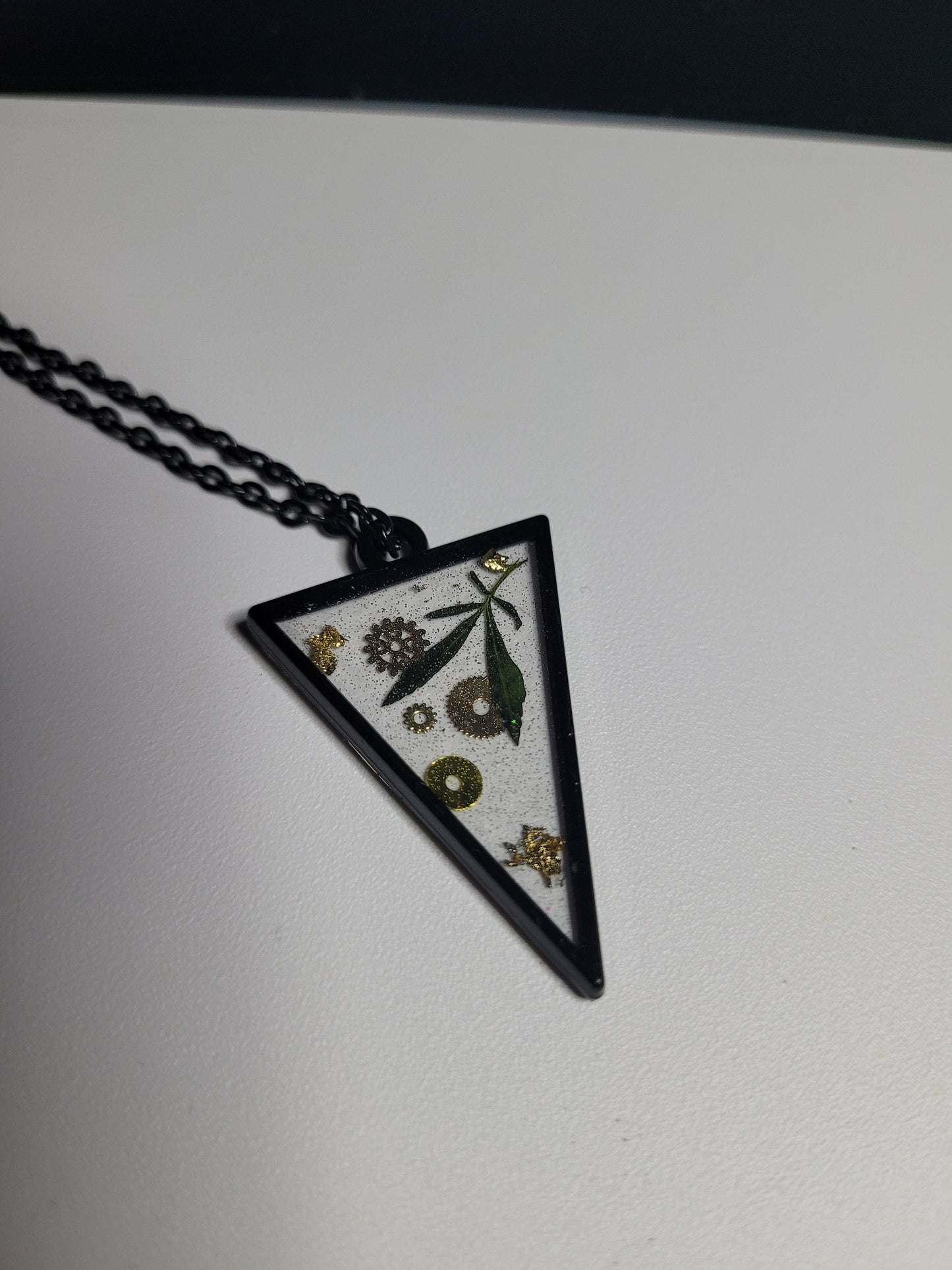 Hemp Leaf Pendant
