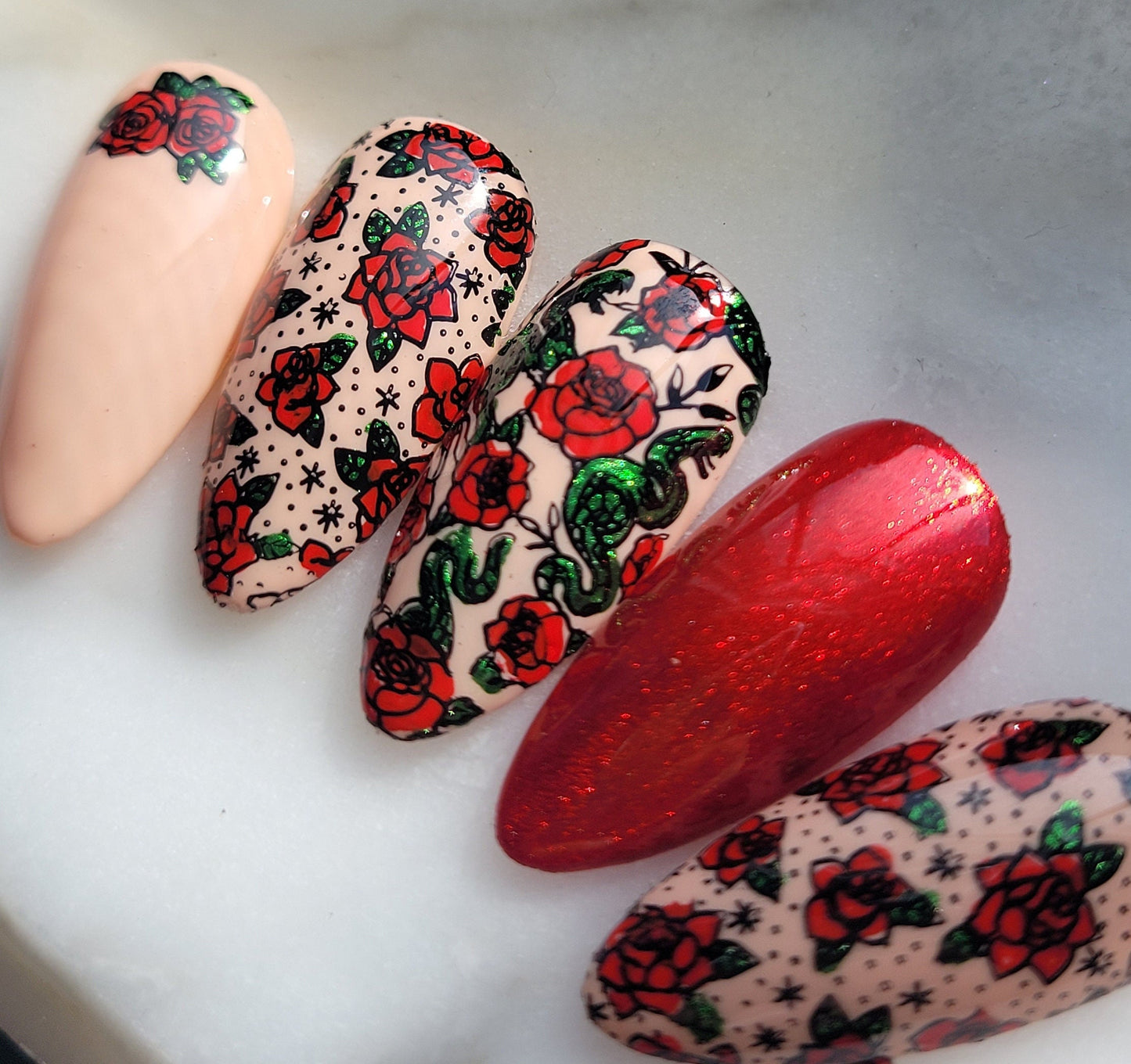 Tattoo Babe: Press on Nails