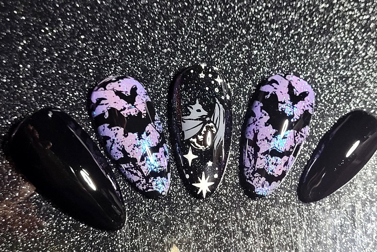 Freakin' Bats: Press on Nails