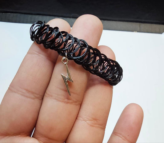 Bolt Choker