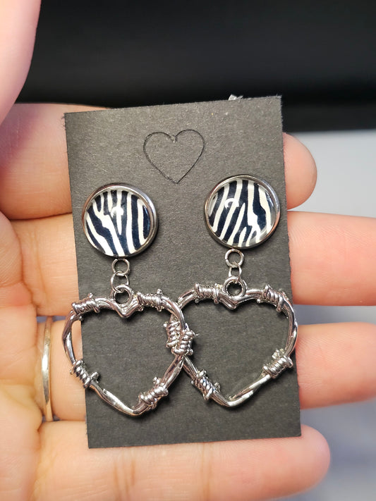 Barbed Wire Heart Stud Earrings