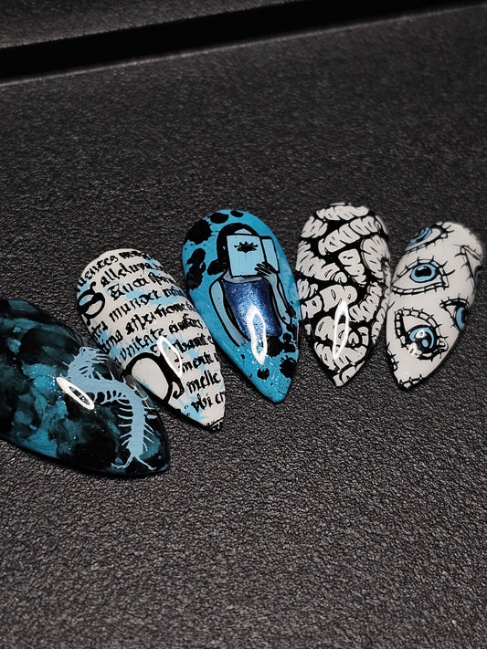 Bookworm: Press on Nails