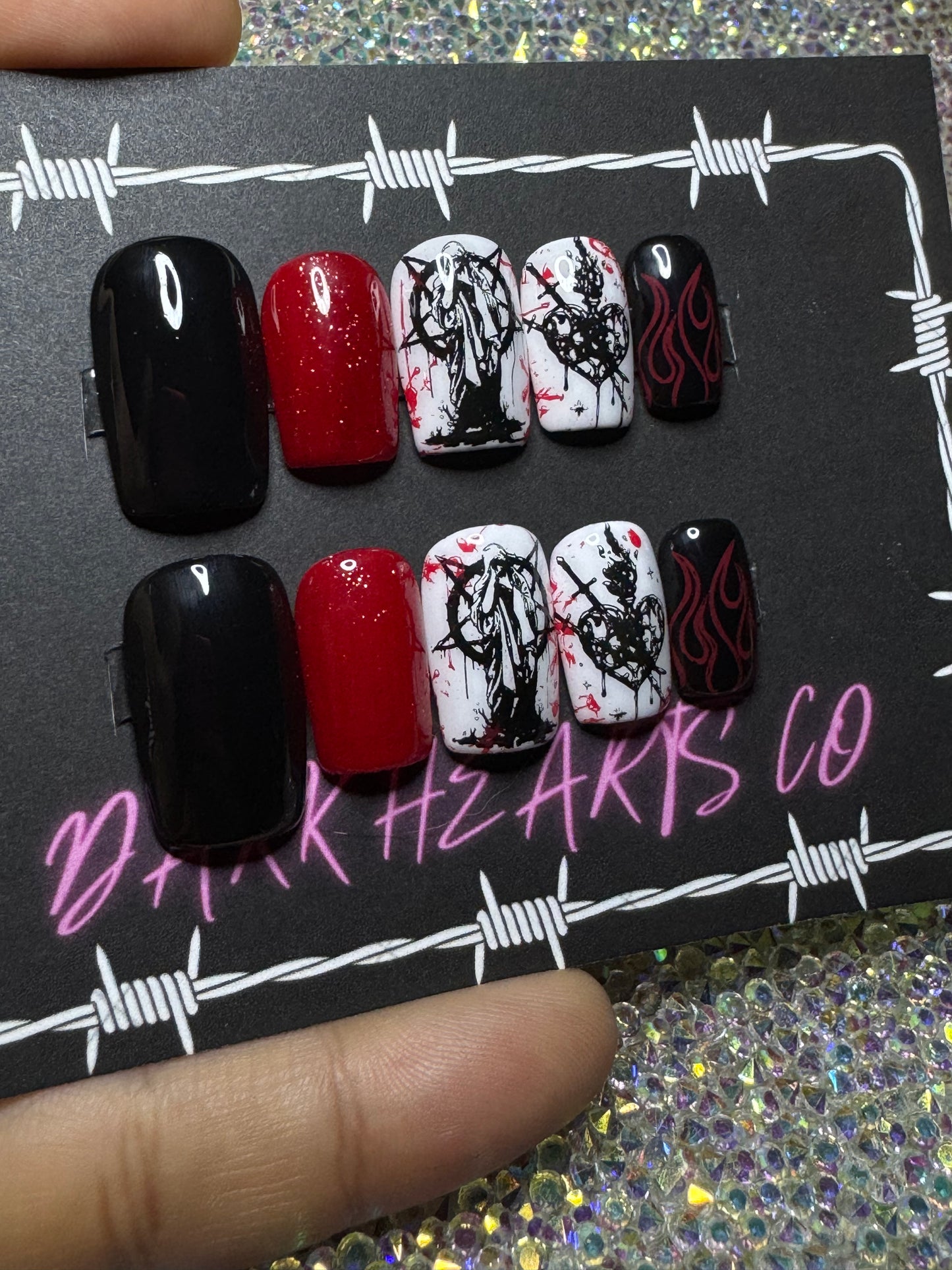 Paint the town red: Press on Nails