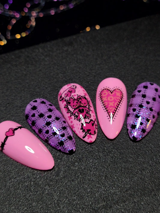 Be Mine: Press on Nails