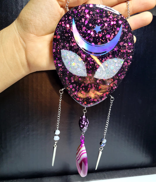 Alien wall hanger w/ striped agate stone