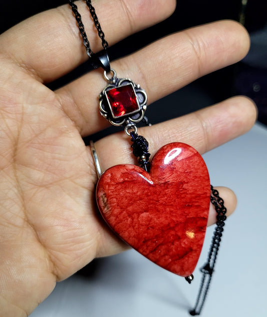 Queen of Hearts Necklace