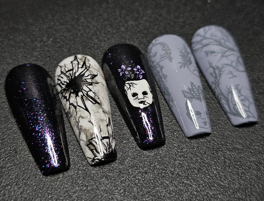 Plant mom: Press on Nails