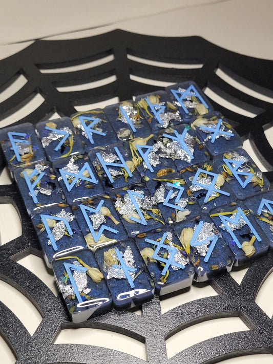 The Blues 24 piece Runes Set