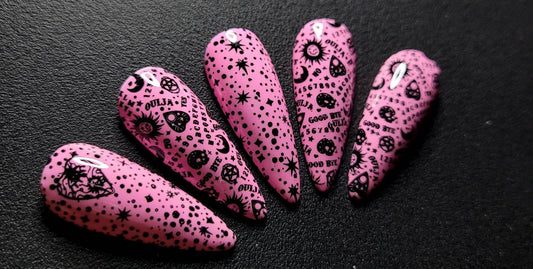 Pretty in Pink Oujia: Press on Nails