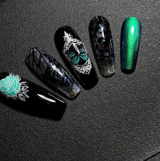 Butterfly Effect: Press on Nails