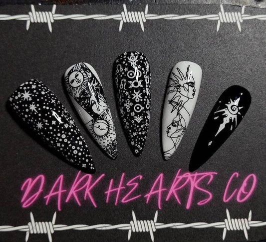 Balance: Press on Nails