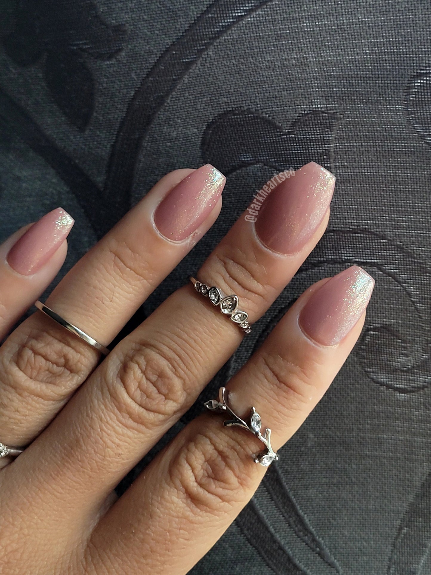 Pixxie Holo: Press on nails